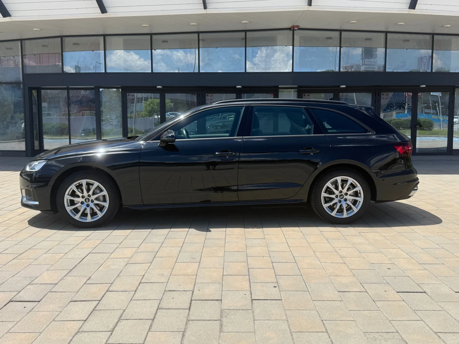 Audi A4 Audi A4 Avant 40 TDI quattro S line   204 к.с.   2, снимка 6 - Автомобили и джипове - 55234370