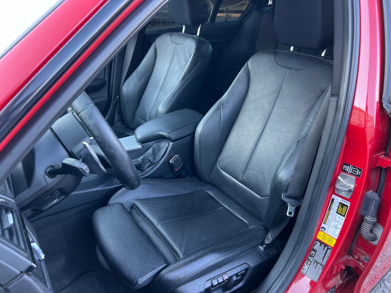 BMW 335 XI* M-PERFORMANCE* HARMAN/KARDON* NAVI* КОЖА, снимка 9 - Автомобили и джипове - 55532462