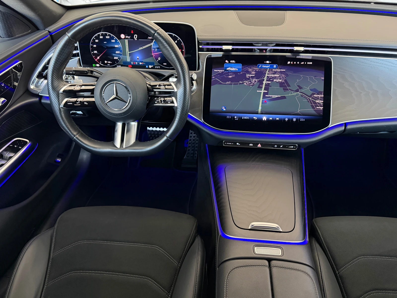 Mercedes-Benz E 220 d, 9G, AMG LINE, DIGITAL LIGHT, KEY-GO, снимка 9 - Автомобили и джипове - 56021867