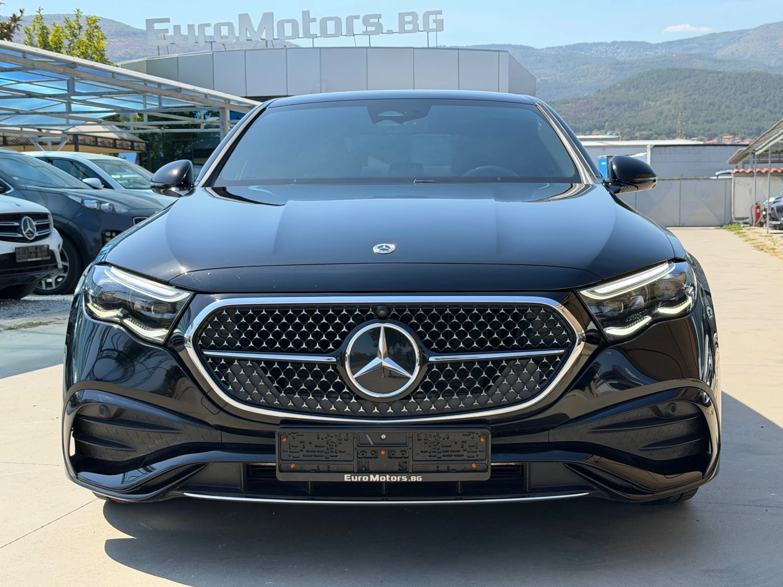 Mercedes-Benz E 220 d, 9G, AMG LINE, DIGITAL LIGHT, KEY-GO, снимка 2 - Автомобили и джипове - 56021867