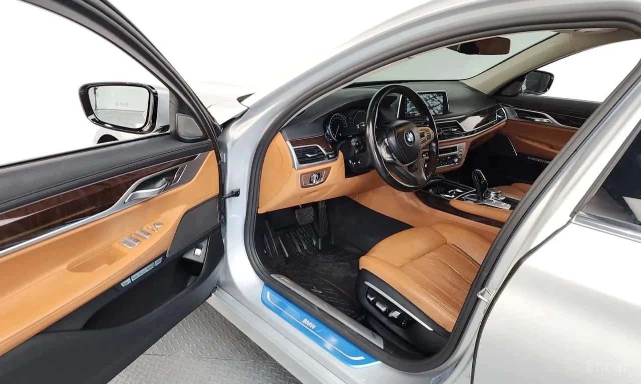 BMW 740 * 740Li xDrive * ЦЕНА ДО БГ, снимка 6 - Автомобили и джипове - 56313682