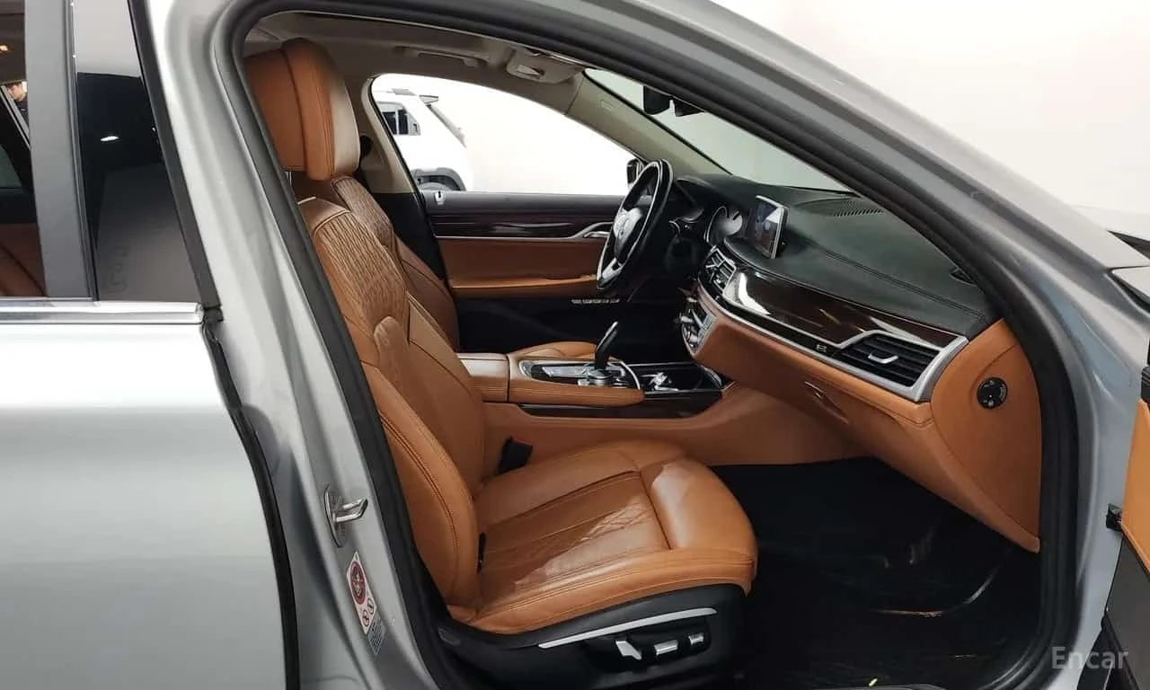 BMW 740 * 740Li xDrive * ЦЕНА ДО БГ, снимка 5 - Автомобили и джипове - 56313682