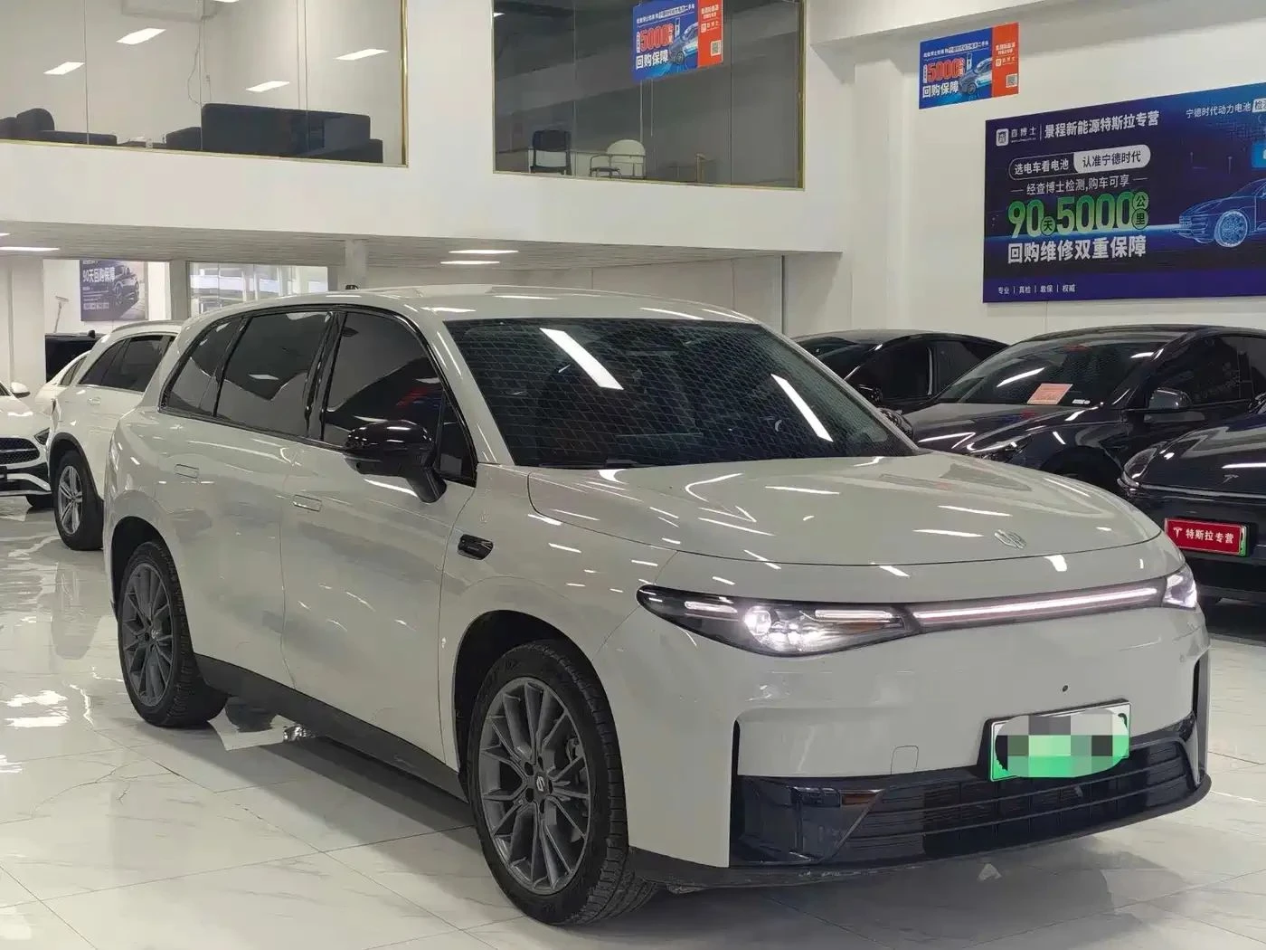 Leapmotor C10, снимка 3 - Автомобили и джипове - 56690010