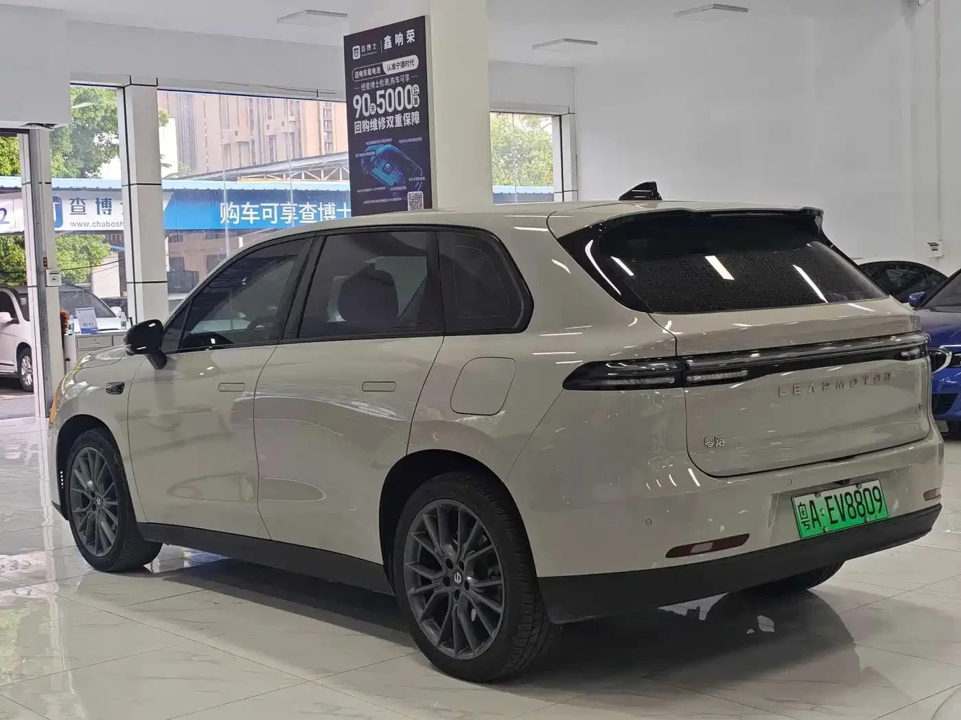 Leapmotor C10, снимка 6 - Автомобили и джипове - 56690010