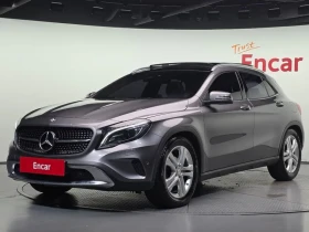 Mercedes-Benz GLA 200 D 4Matic