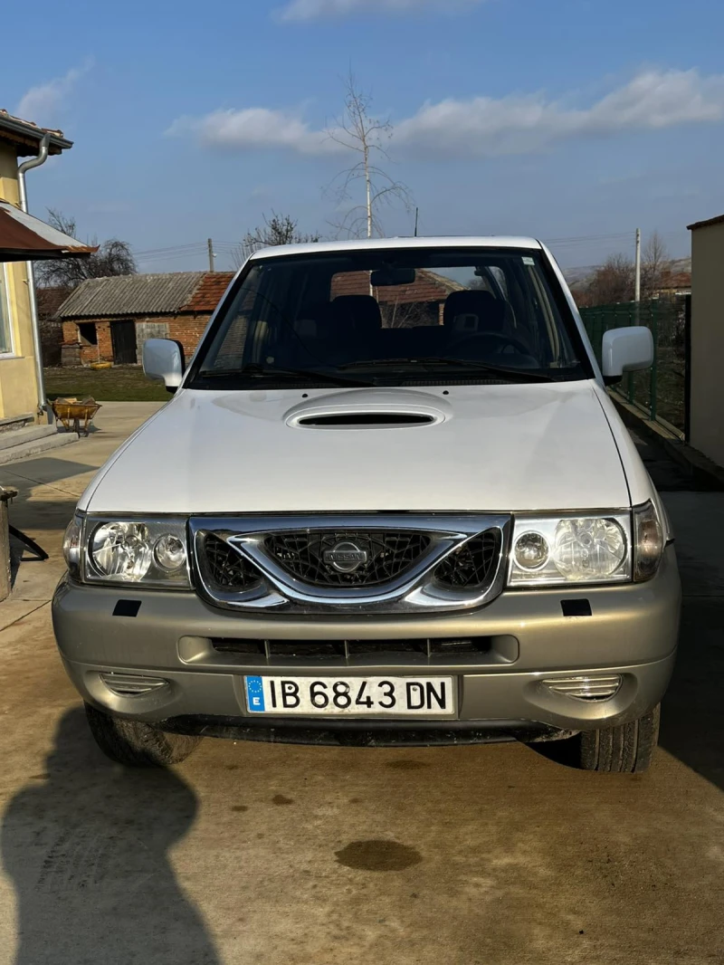 Nissan Terrano, снимка 1 - Автомобили и джипове - 48555588