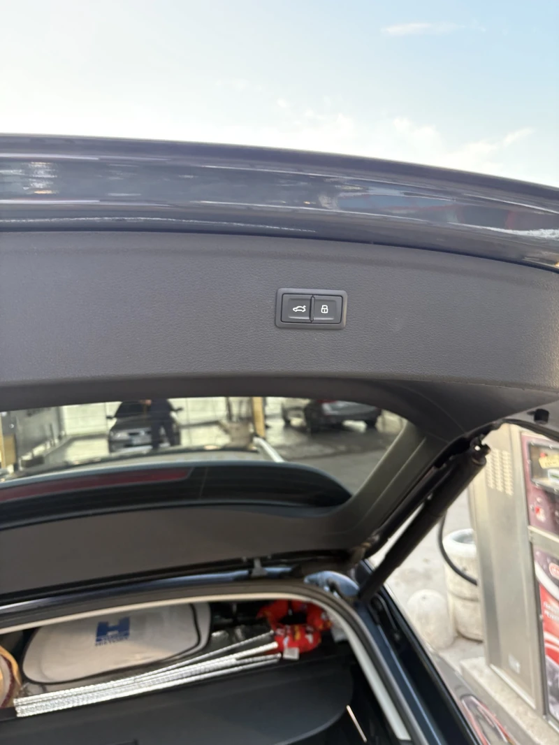 Audi Q5, снимка 7 - Автомобили и джипове - 51396724