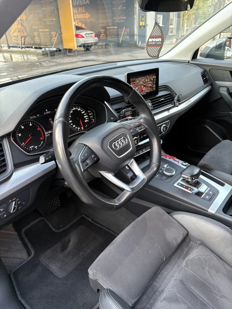Audi Q5, снимка 5 - Автомобили и джипове - 51396724