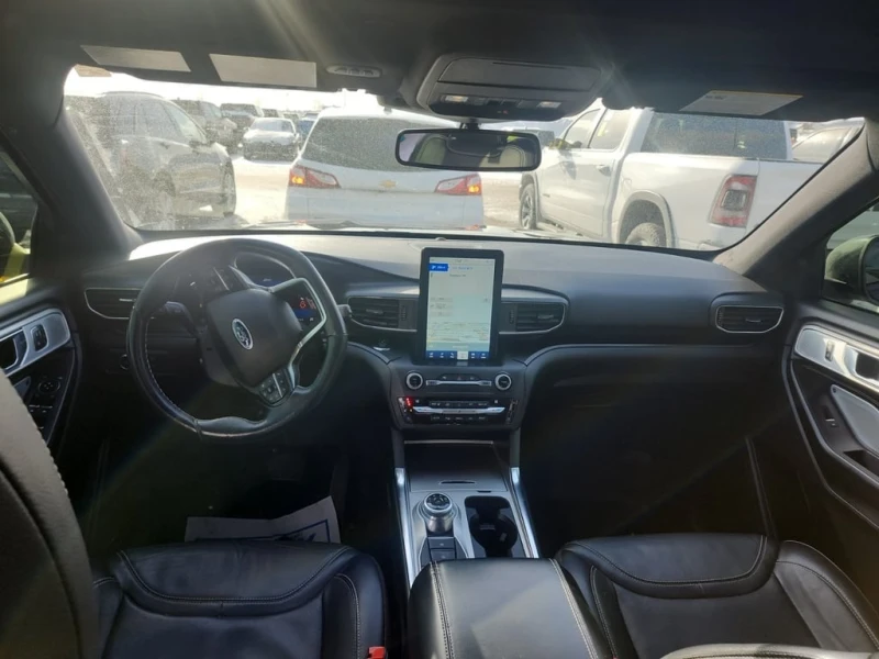 Ford Explorer * ST * CARFAX * БЕЗ ПЪРВОНАЧАЛНА ВНОСКА, снимка 11 - Автомобили и джипове - 53231004