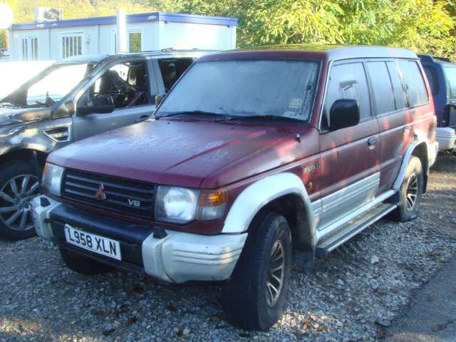 Mitsubishi Pajero 3.0V6, снимка 1 - Автомобили и джипове - 46834223