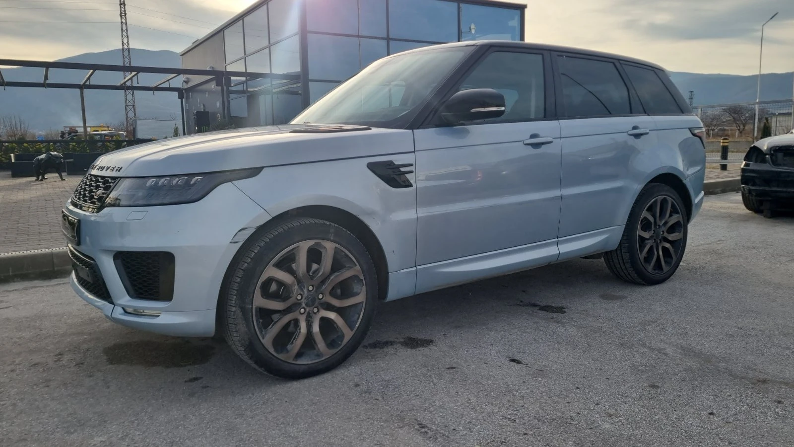 Land Rover Range Rover Sport 3.0 Diesel  - изображение 2