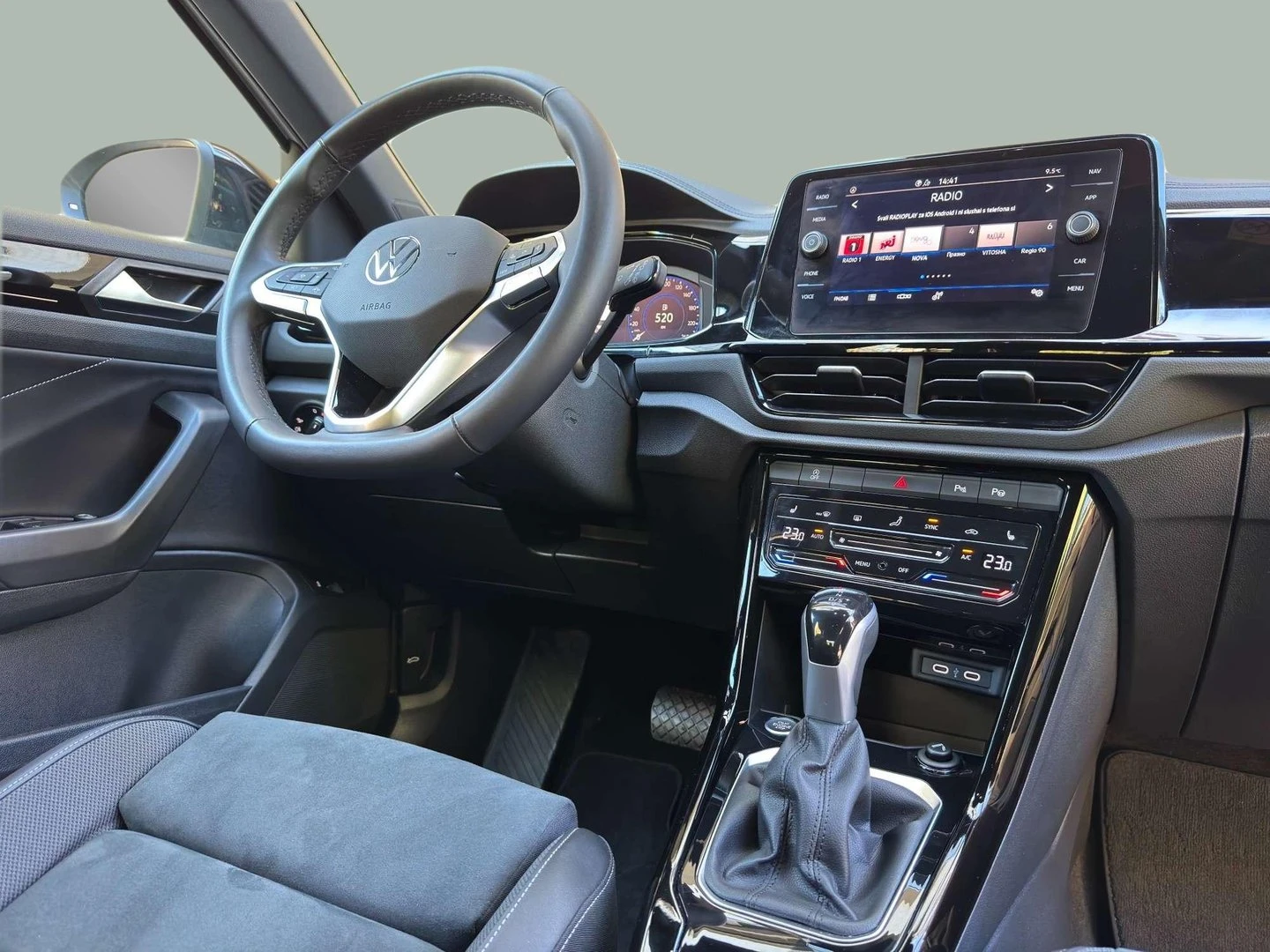 VW T-Roc VW T- Roc Style 1.5 TSI OPF DSG - изображение 10