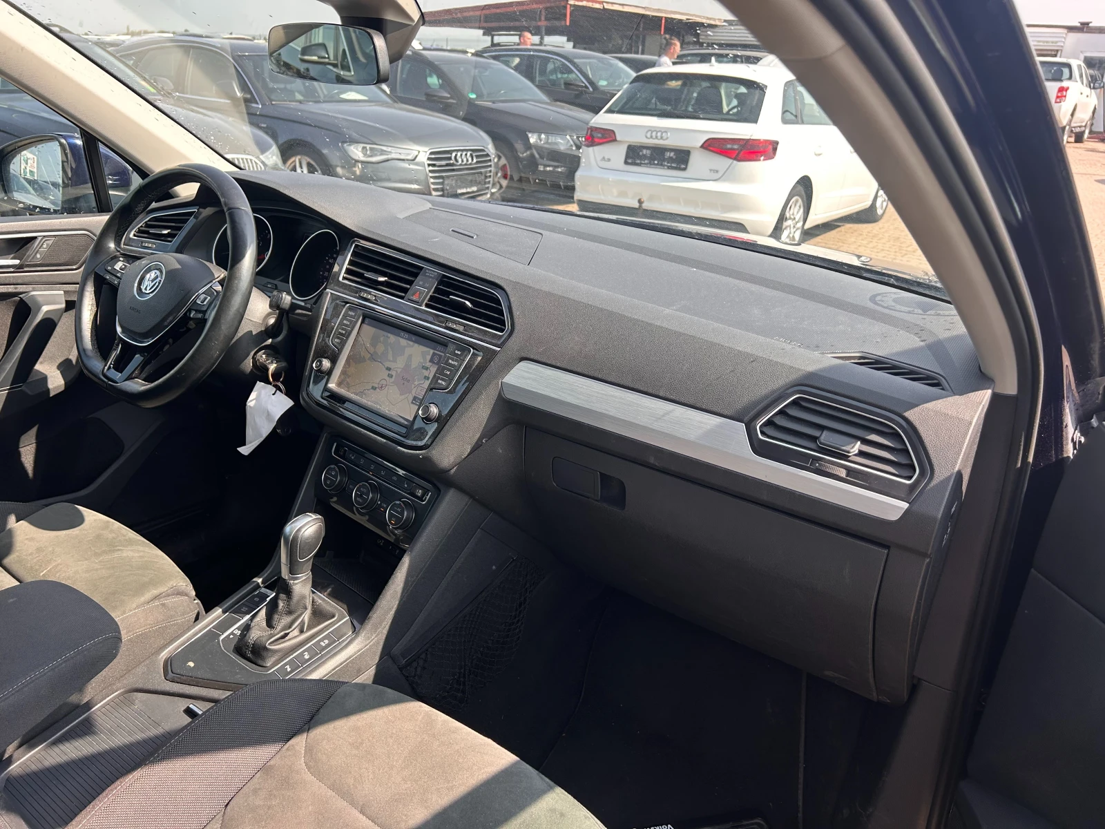 VW Tiguan 1.4TSI AVTOMAT/NAVI/KAMERA EURO 6 | Mobile.bg   11