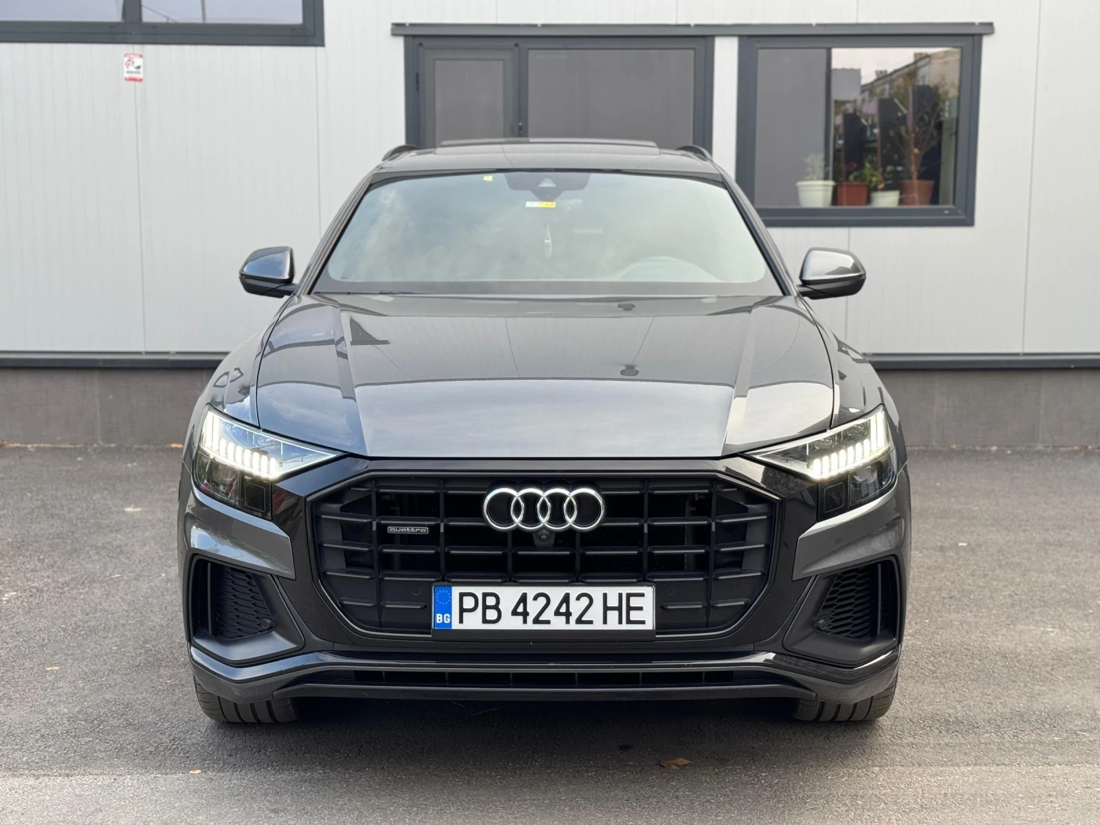 Audi Q8 Shadow-line + Sline