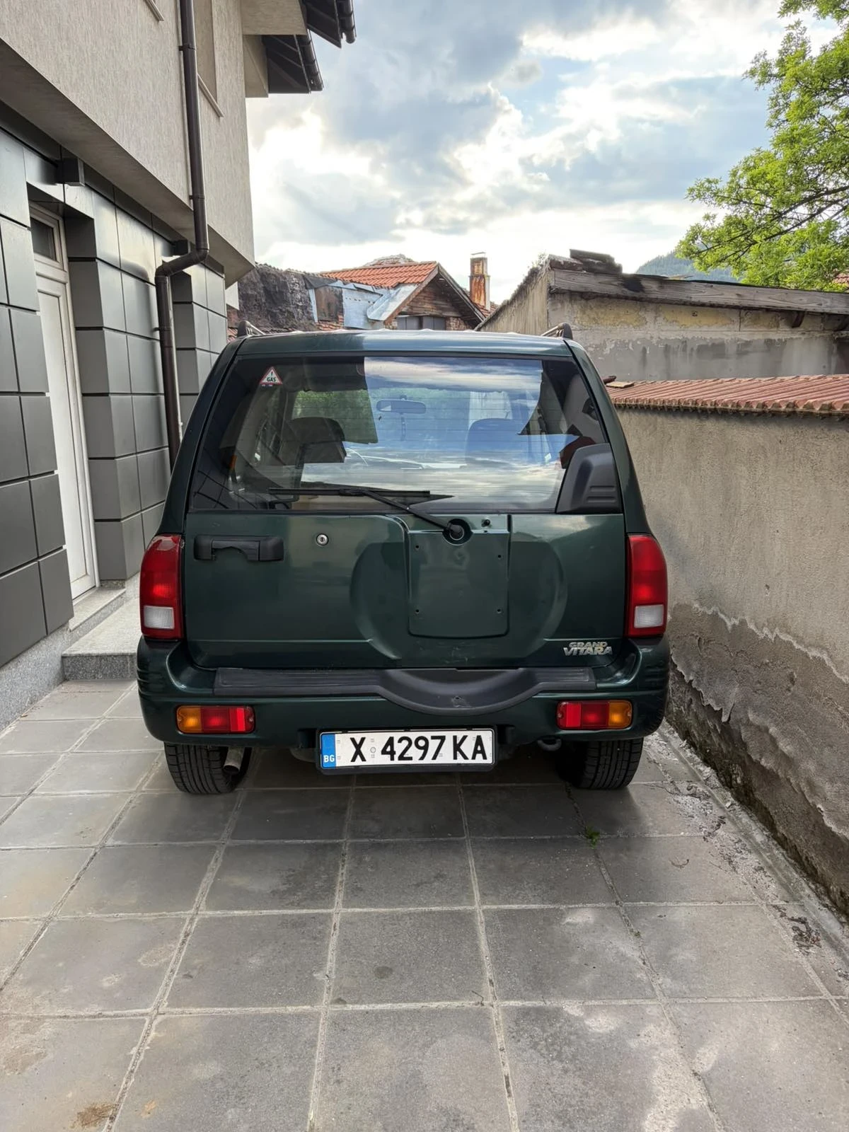 Suzuki Vitara Джип, снимка 2 - Автомобили и джипове - 54445073