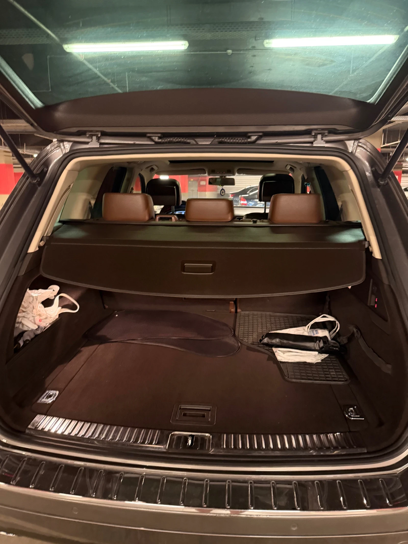 VW Touareg, снимка 8 - Автомобили и джипове - 54748464