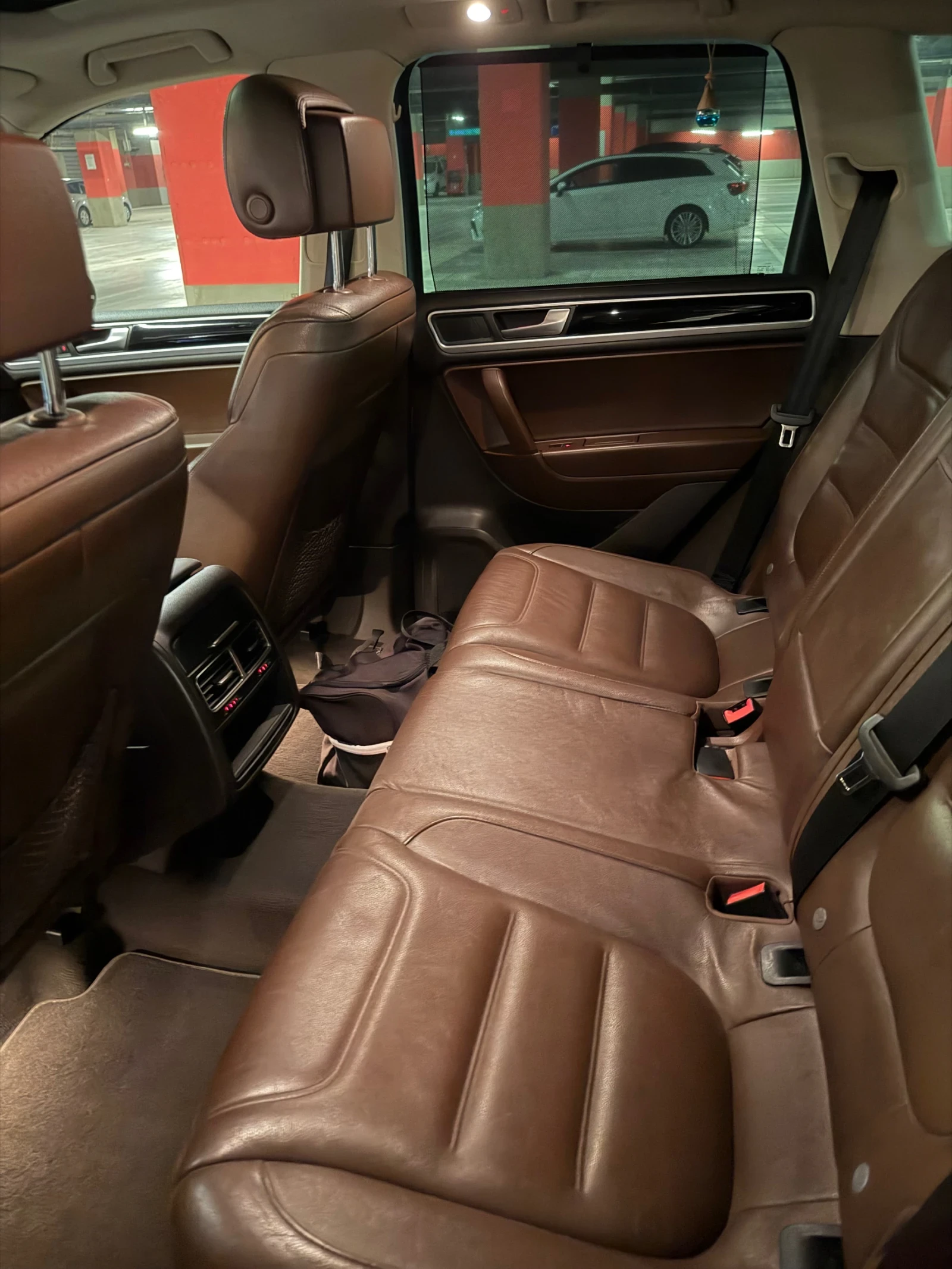 VW Touareg, снимка 7 - Автомобили и джипове - 54748464