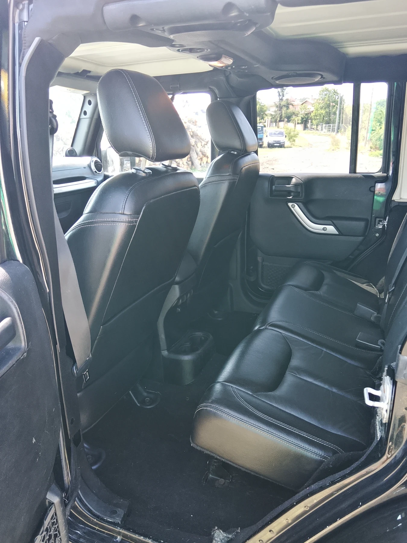 Jeep Wrangler Sahara , снимка 5 - Автомобили и джипове - 55429370