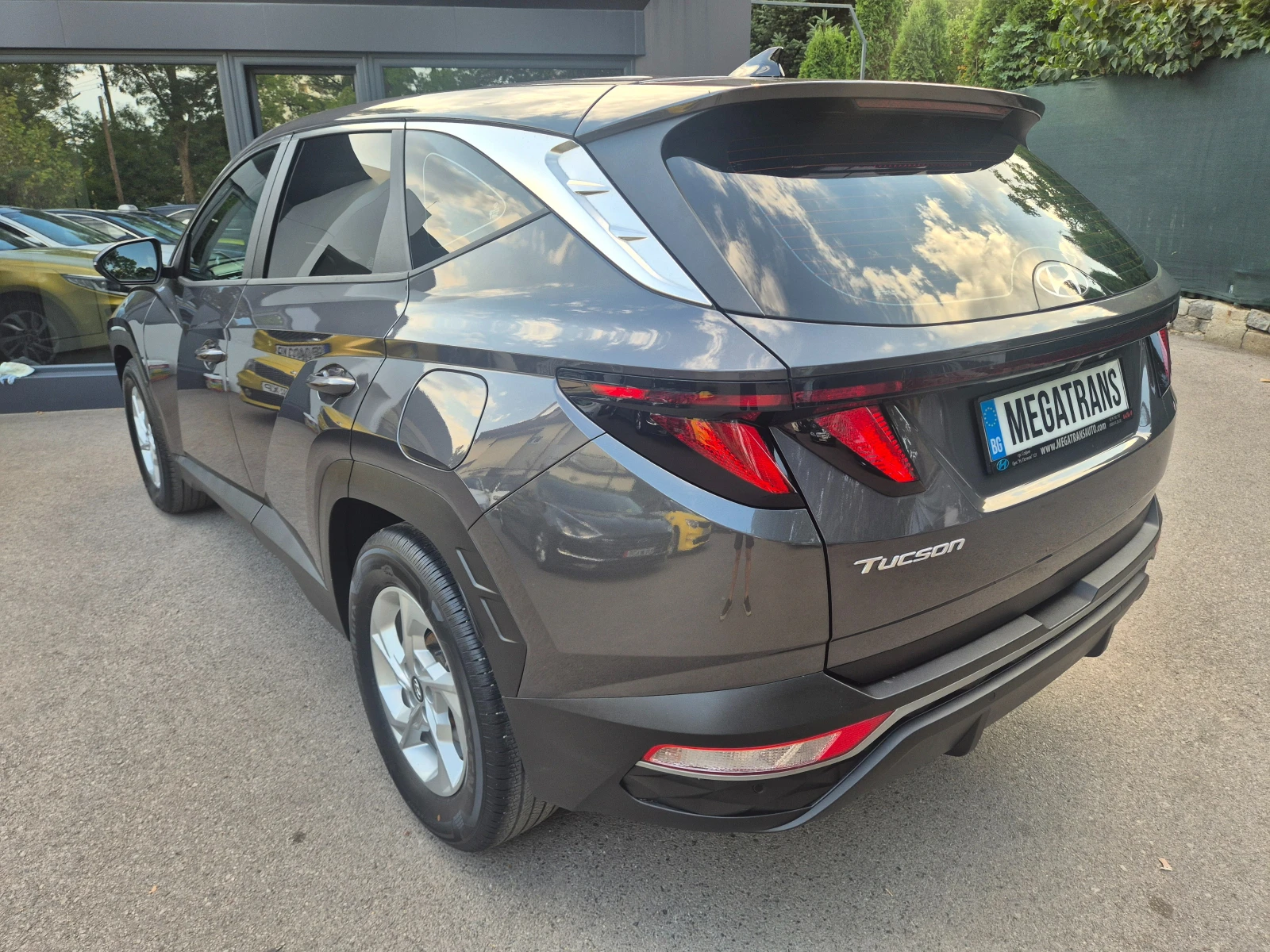 Hyundai Tucson 1.6 T 180 �.�. 4x2 ������� � �� | Mobile.bg � ����������� 4