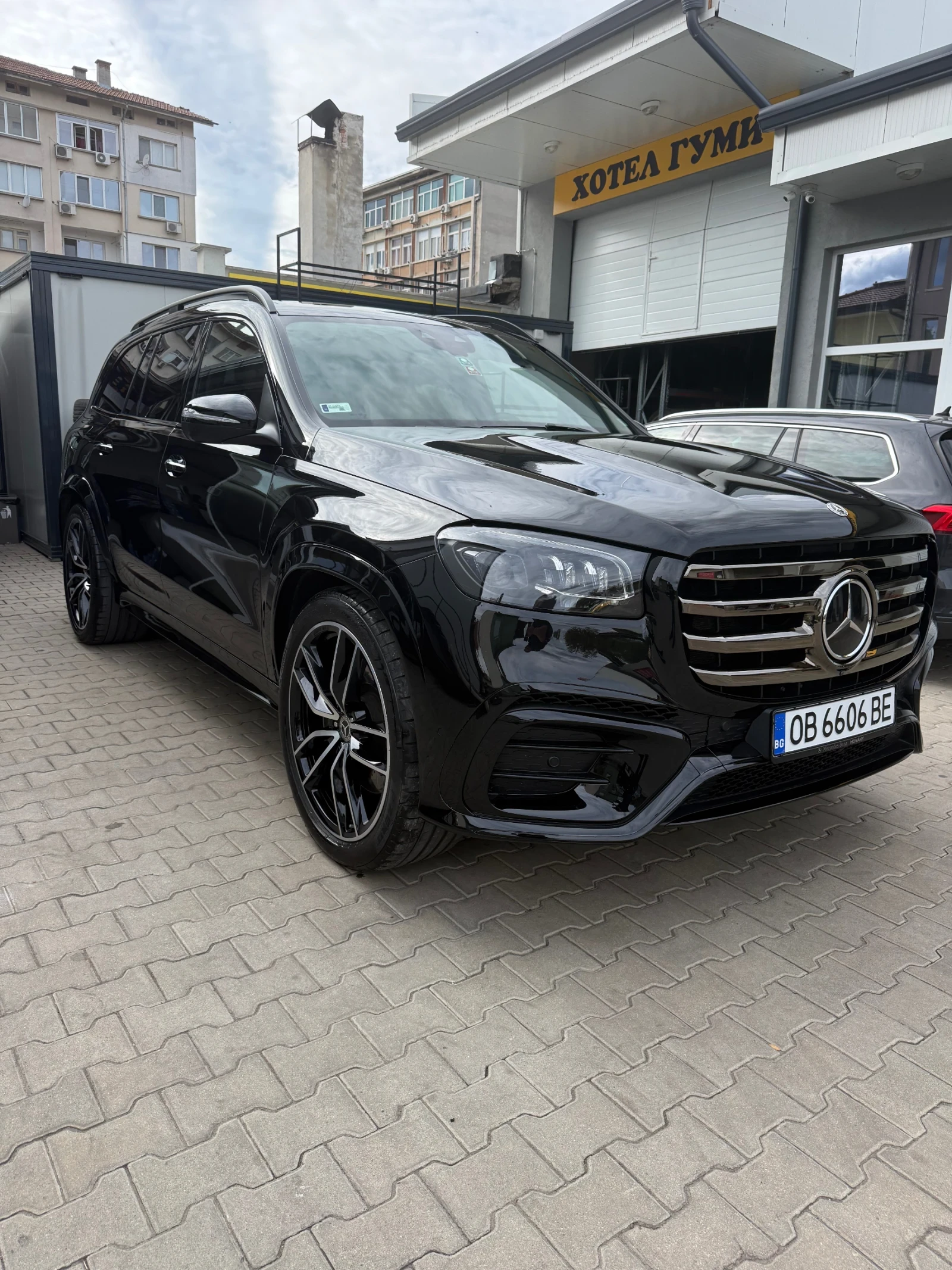 Mercedes-Benz GLS580 Fecelift FULL TV MASSAGE 6+ 1, снимка 2 - Автомобили и джипове - 56086299
