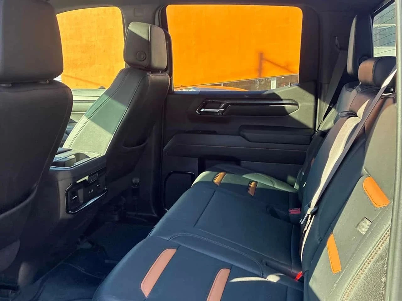 Gmc Sierra, снимка 16 - Автомобили и джипове - 56689774