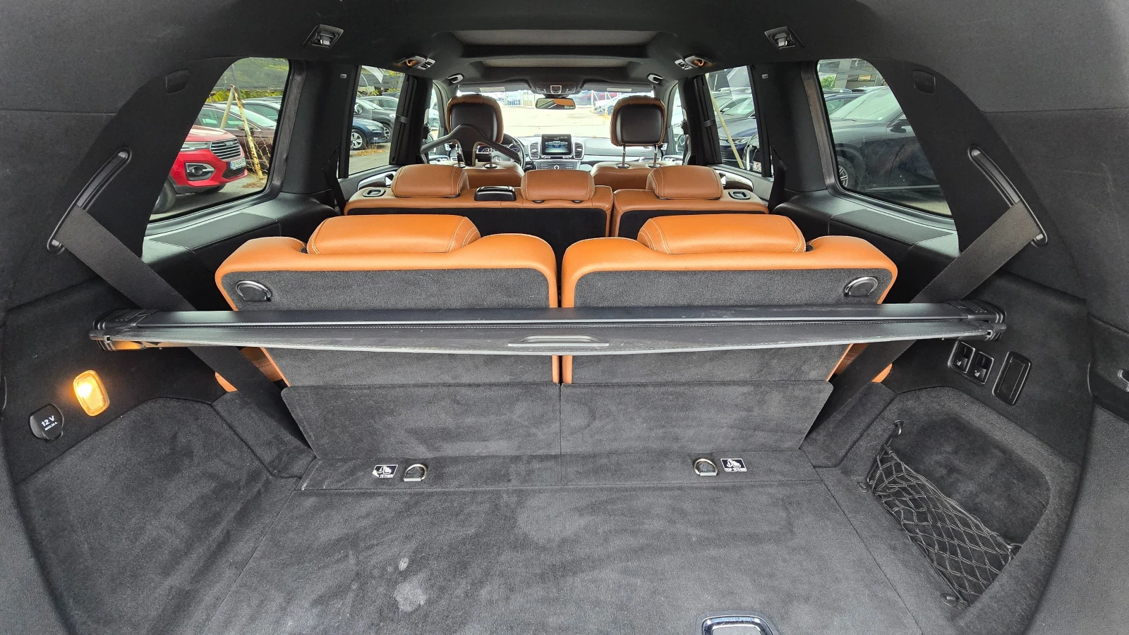 Mercedes-Benz GLS 500 4Matic, снимка 12 - Автомобили и джипове - 56703899
