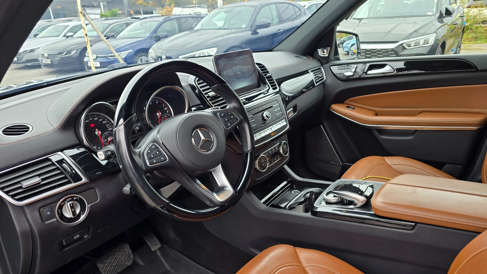 Mercedes-Benz GLS 500 4Matic, снимка 7 - Автомобили и джипове - 56703899