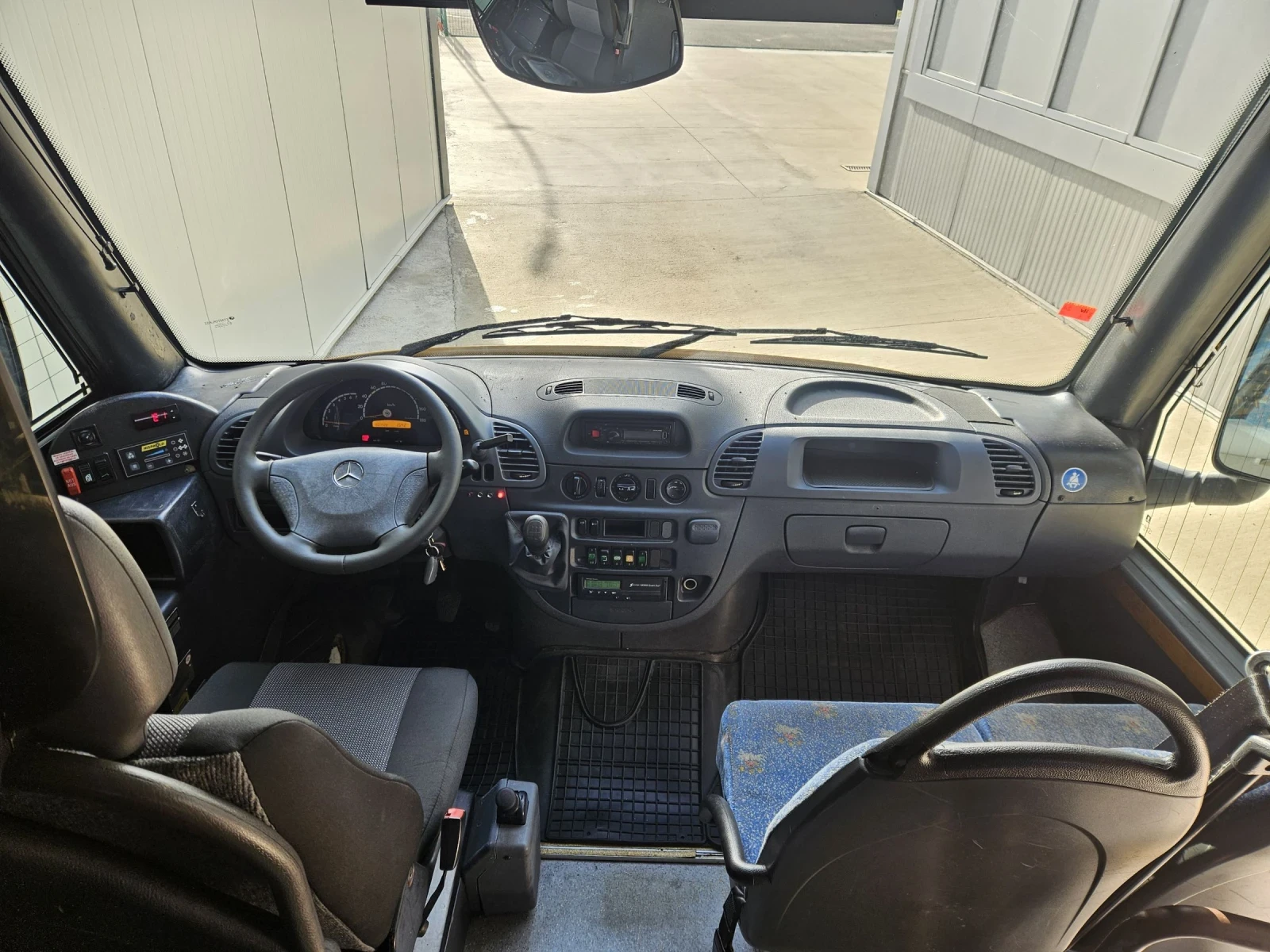 Mercedes-Benz Sprinter 616 30 места, климатик - изображение 7