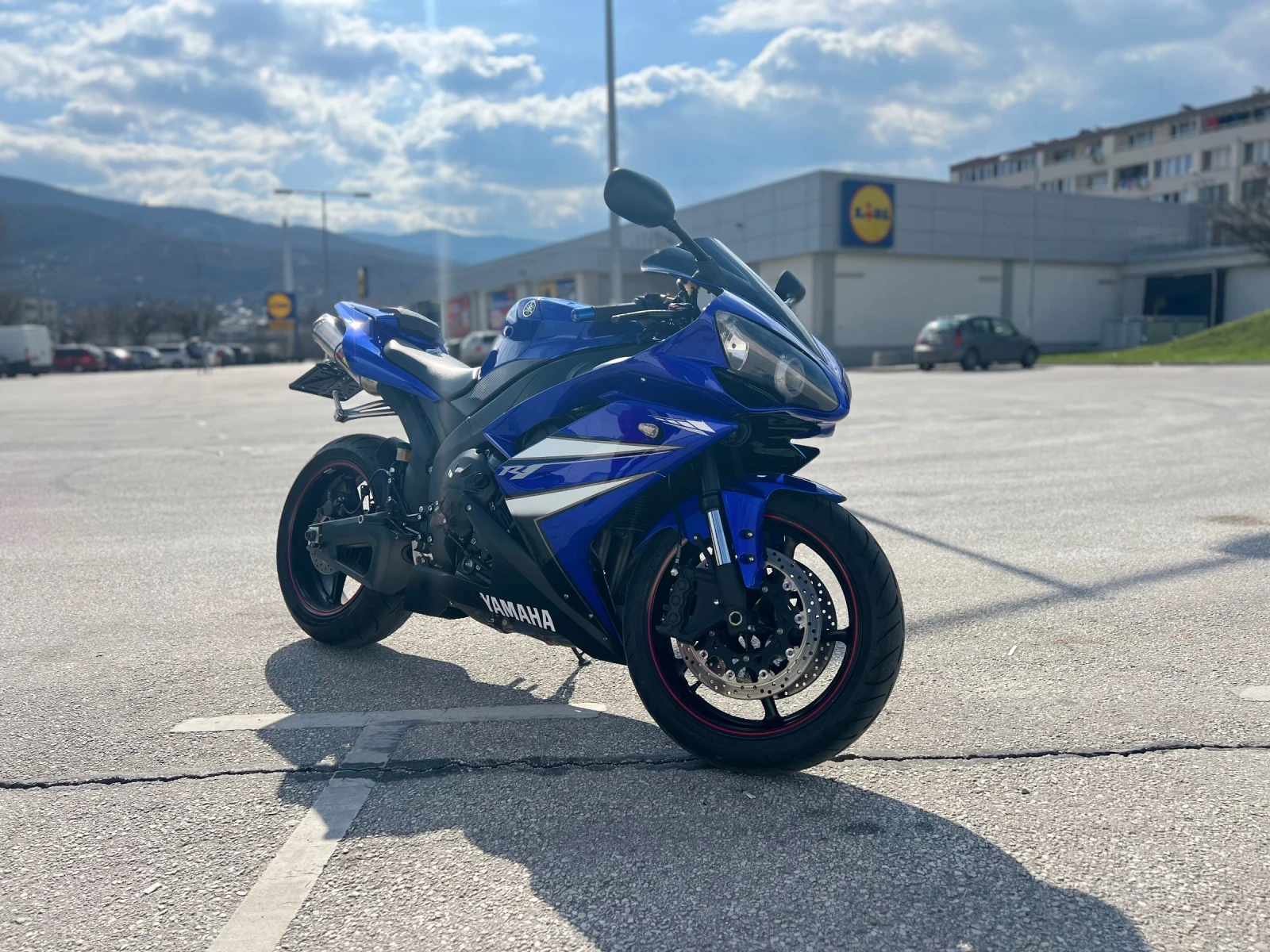 Yamaha YZF-R1 Yamaha YZF R1 - изображение 2