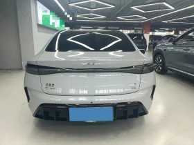 BYD Seal 4x4 80.64KWH 492 km - 77900 лв. / 39829.64 € - 22078523 5