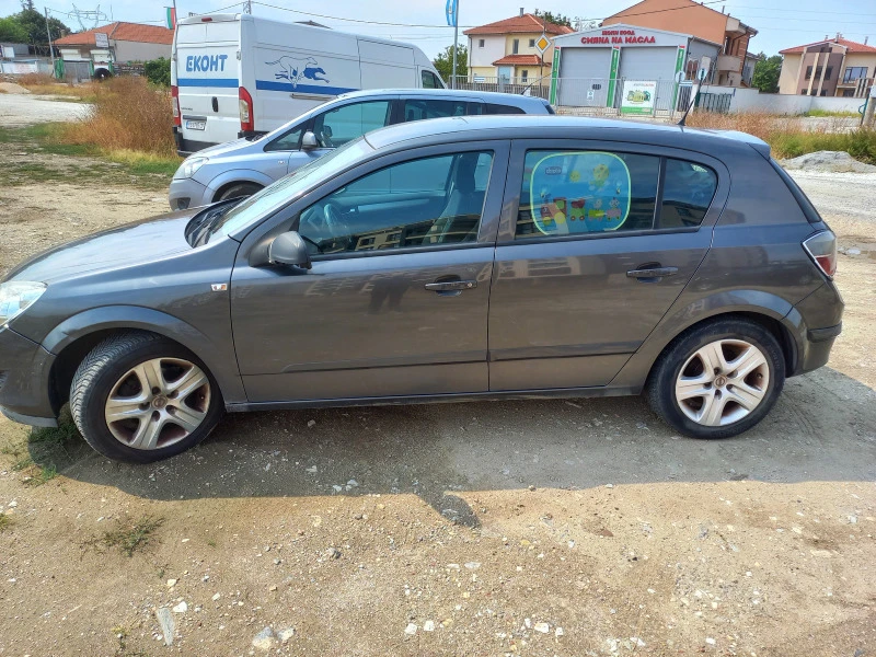 Opel Astra, снимка 3 - Автомобили и джипове - 42099048