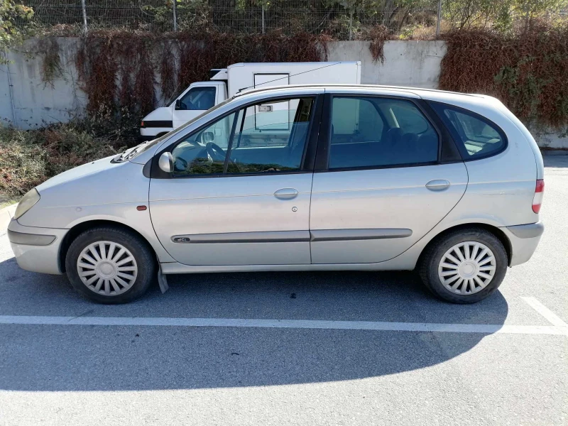 Renault Scenic DCI, снимка 1 - Автомобили и джипове - 47441432