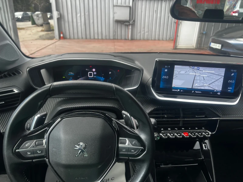 Peugeot 208 ALLURE 3D cockpit AVTOMAT, снимка 10 - Автомобили и джипове - 48069982