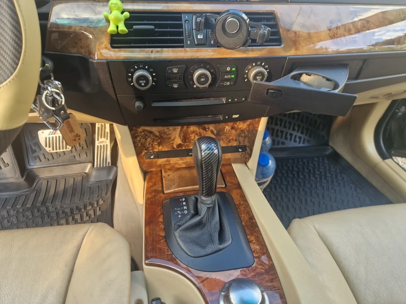 BMW 530, снимка 10 - Автомобили и джипове - 52336603