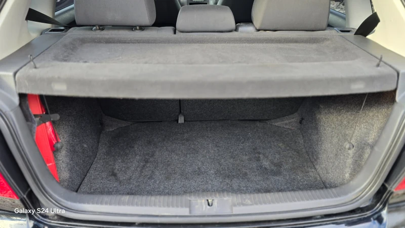 VW Polo 1.2 klima, снимка 9 - Автомобили и джипове - 52528149