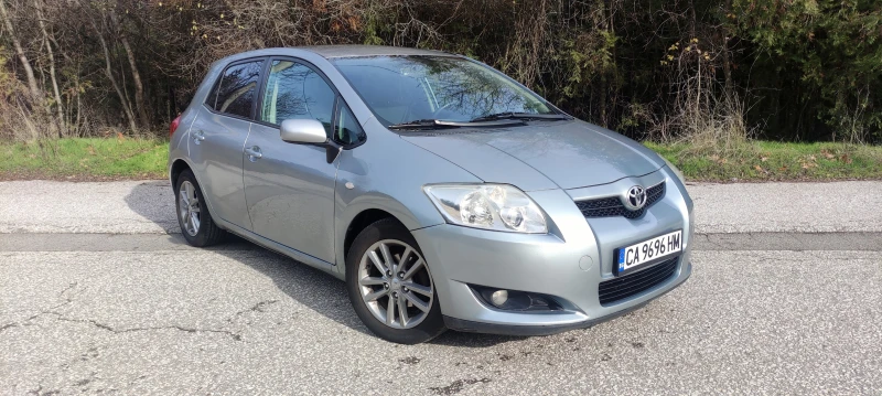 Toyota Auris 1, 6 бензин / газ, снимка 2 - Автомобили и джипове - 52650249