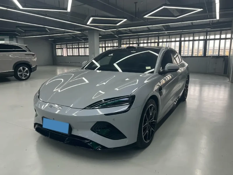 BYD Seal 4x4 80.64KWH 492 km