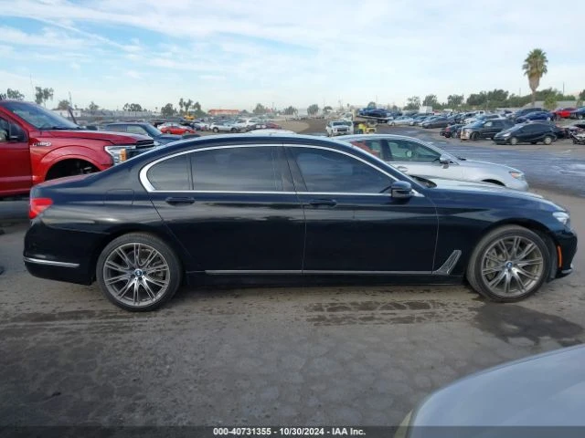 BMW 740 Individual* Keyless* HUD* Масаж* 360* , снимка 7 - Автомобили и джипове - 48643295