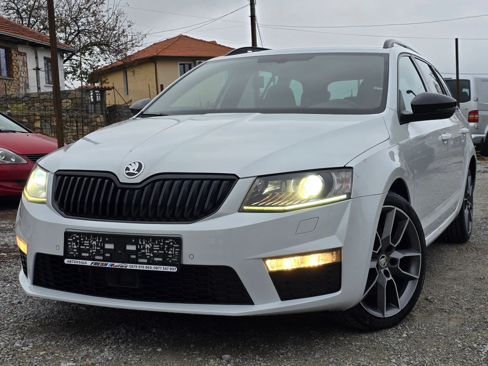 Skoda Octavia VRS 2.0 TDI 184 К.С. АВТОМАТ / КОЖА / КСЕНОН  - [1] 