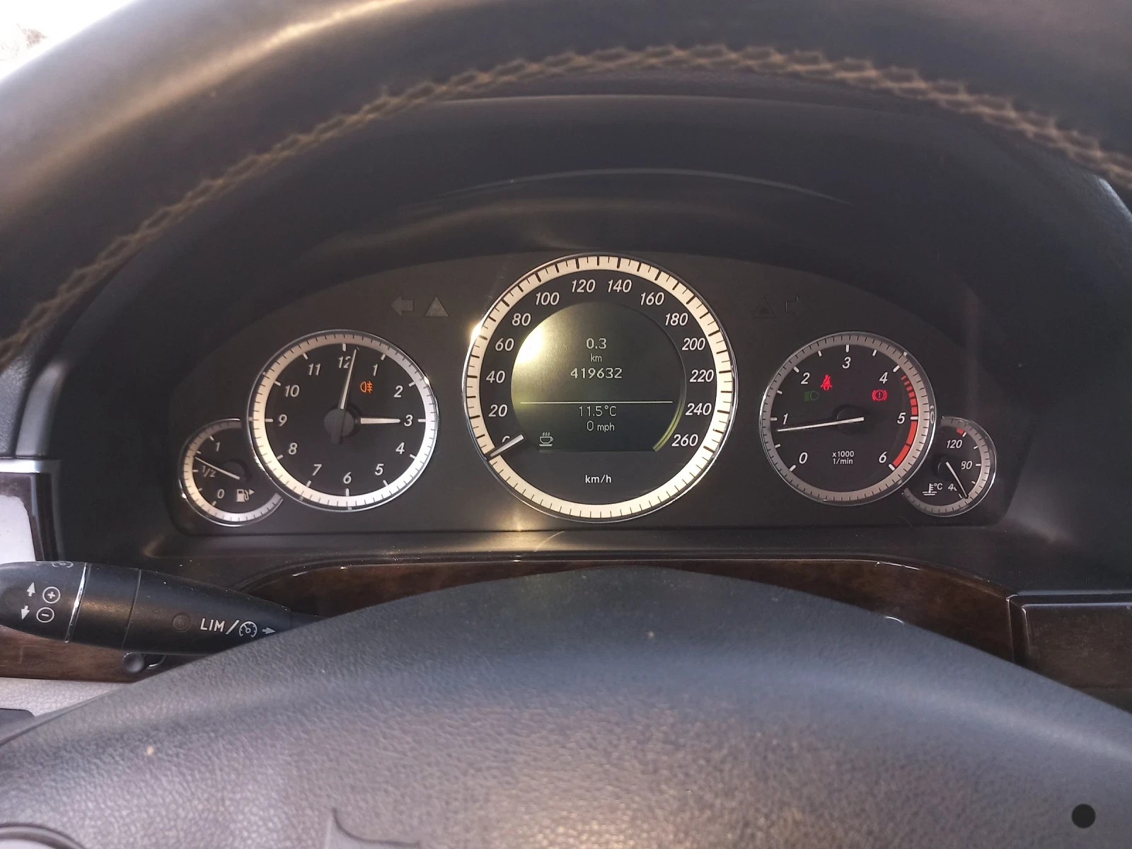 Mercedes-Benz E 200 2.0cdi - изображение 10