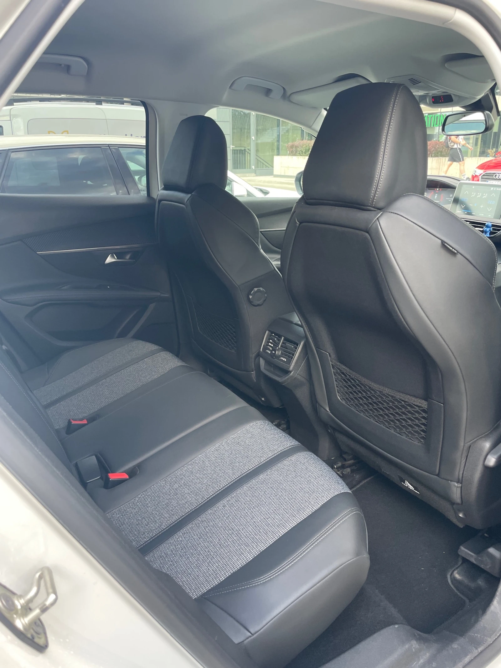 Peugeot 3008 1.5 BlueHDI - изображение 9