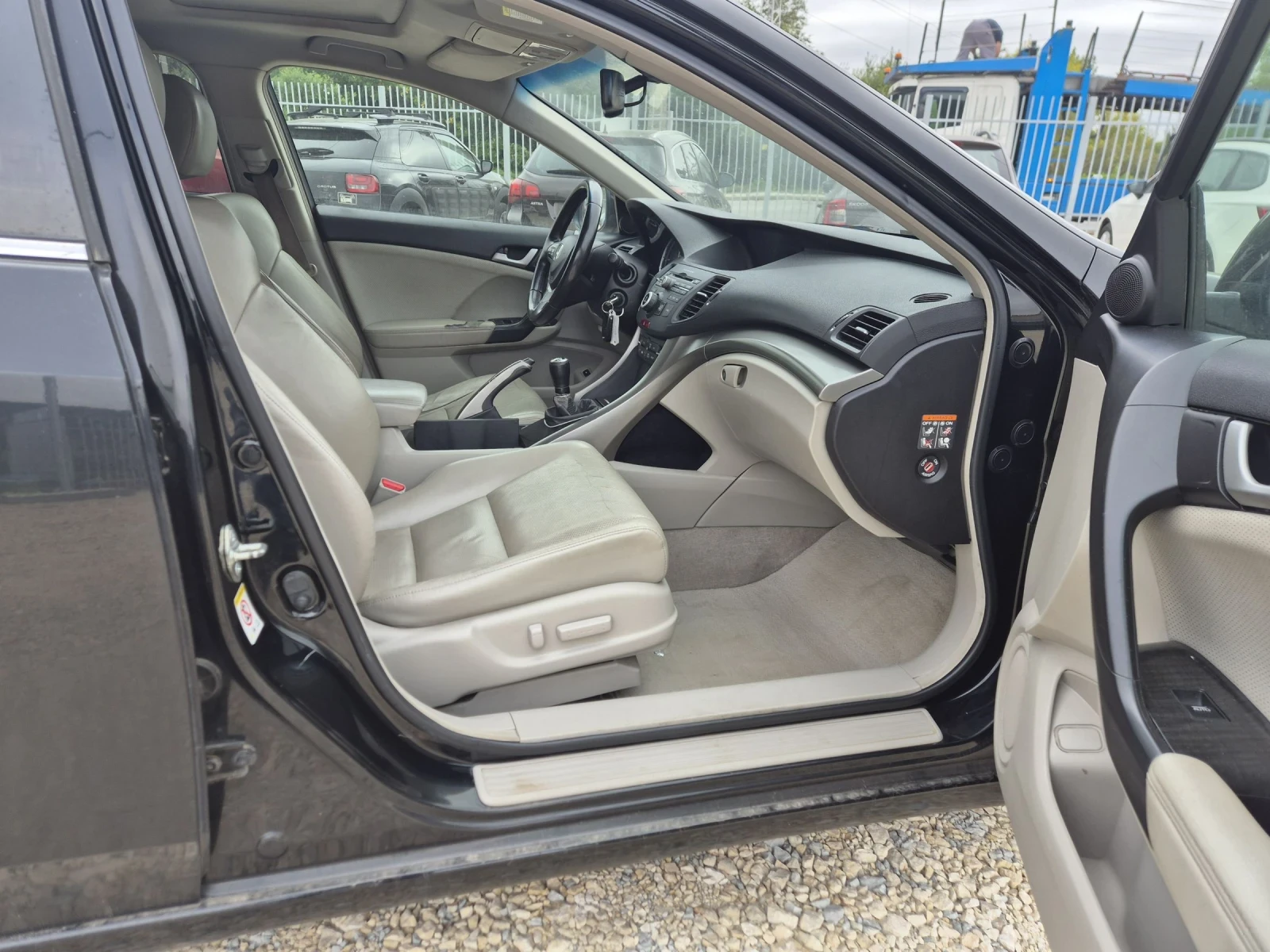Honda Accord 2.2D - изображение 9