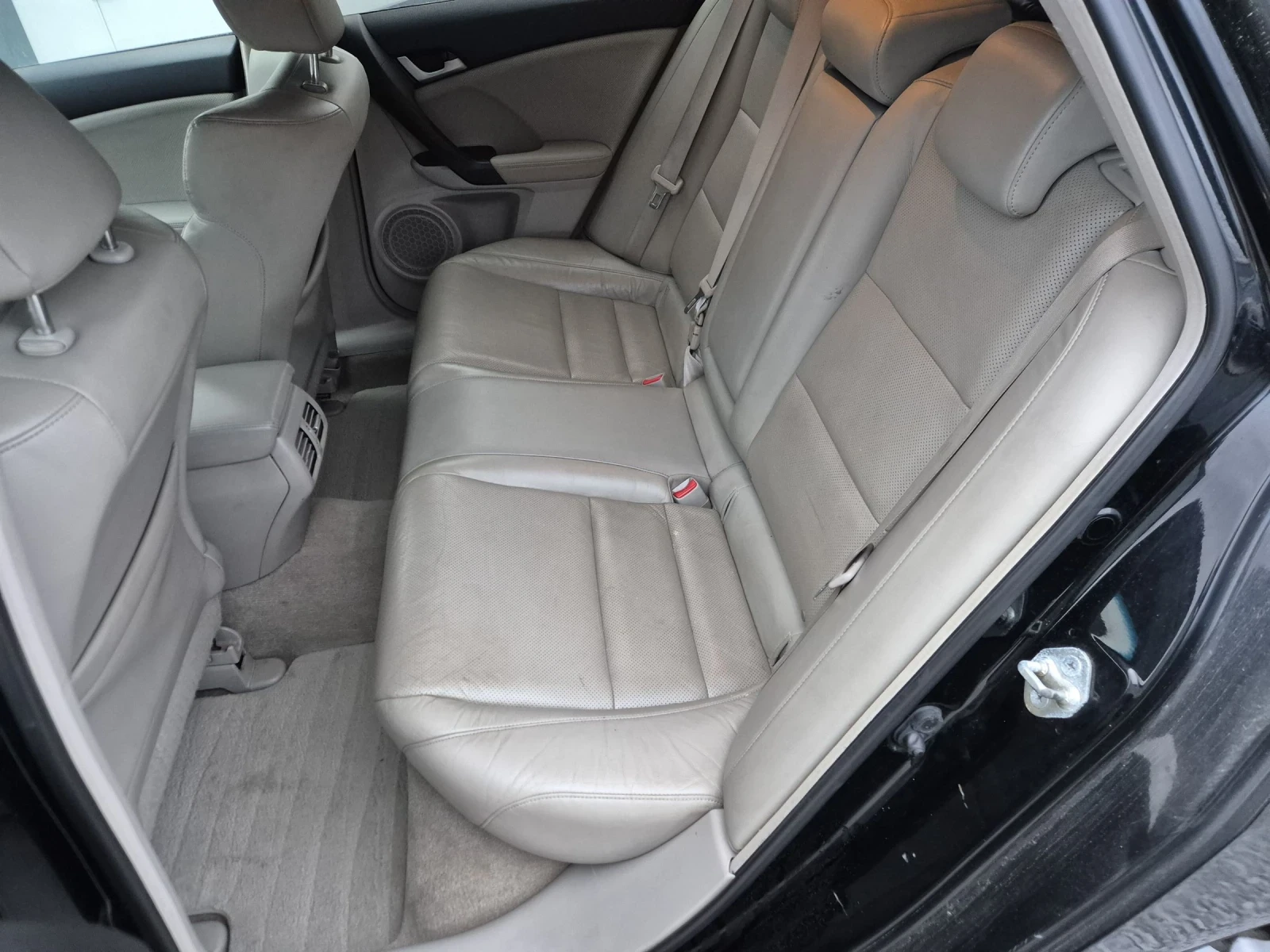Honda Accord 2.2D | Mobile.bg � ����������� 12