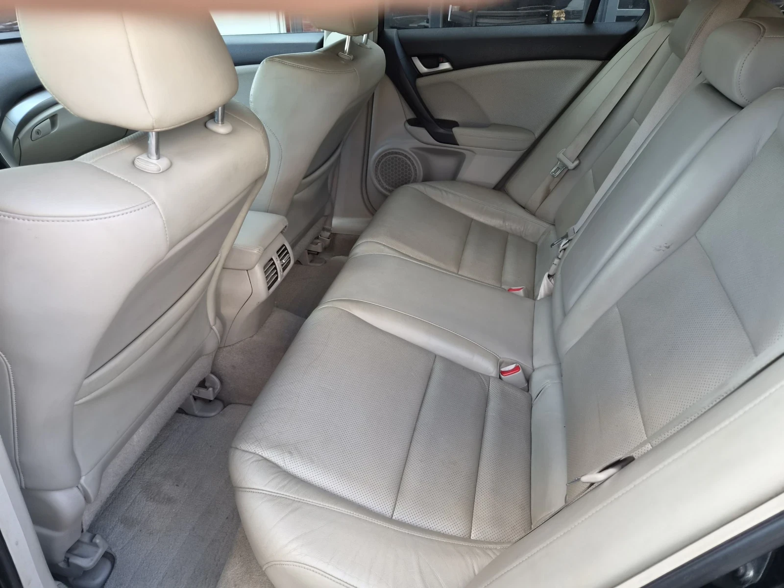 Honda Accord 2.2D, снимка 12 - Автомобили и джипове - 51837321