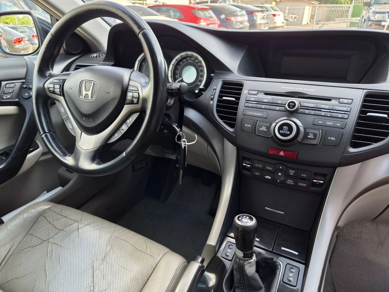 Honda Accord 2.2D, снимка 15 - Автомобили и джипове - 51837321