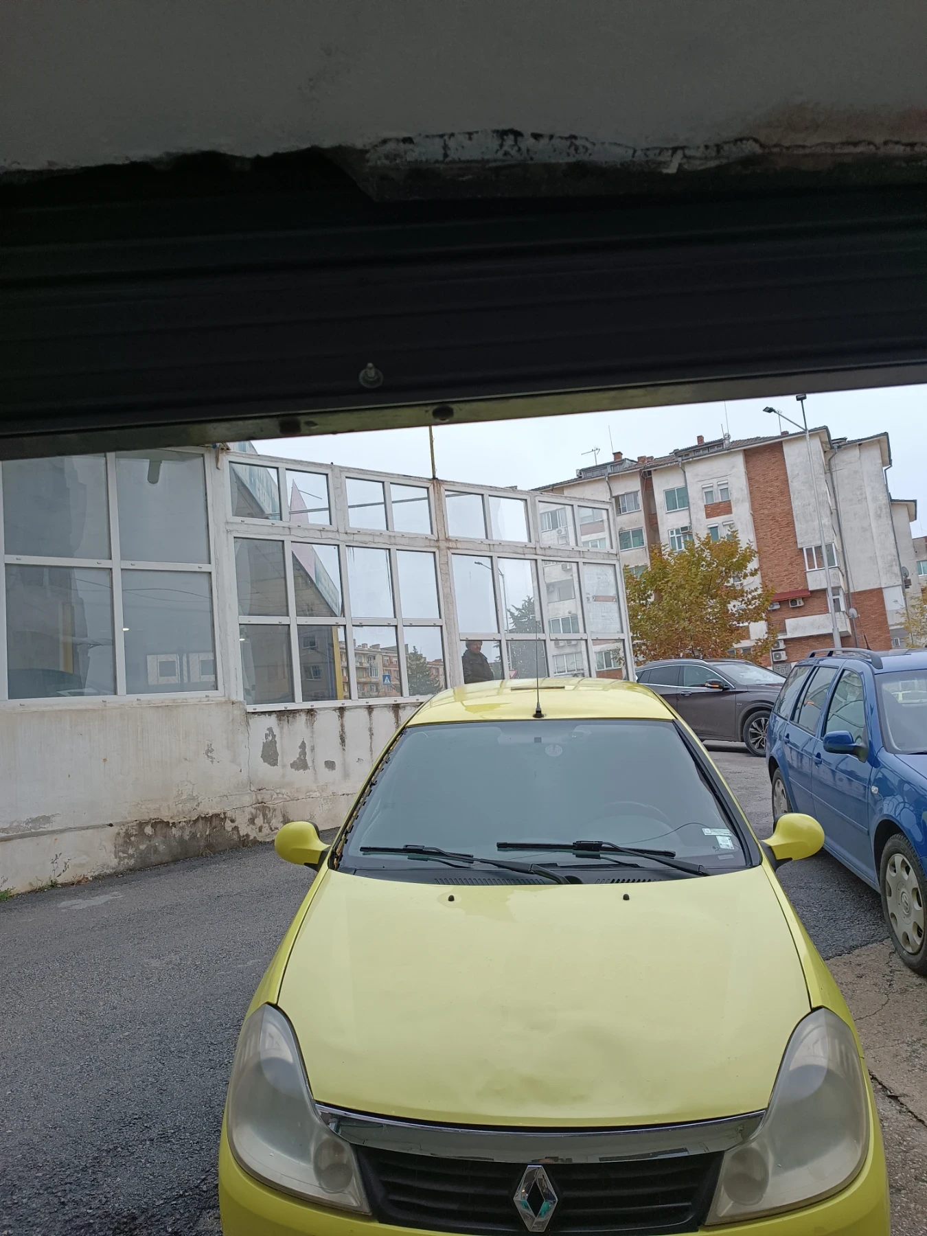 Renault Clio Symbol - изображение 3