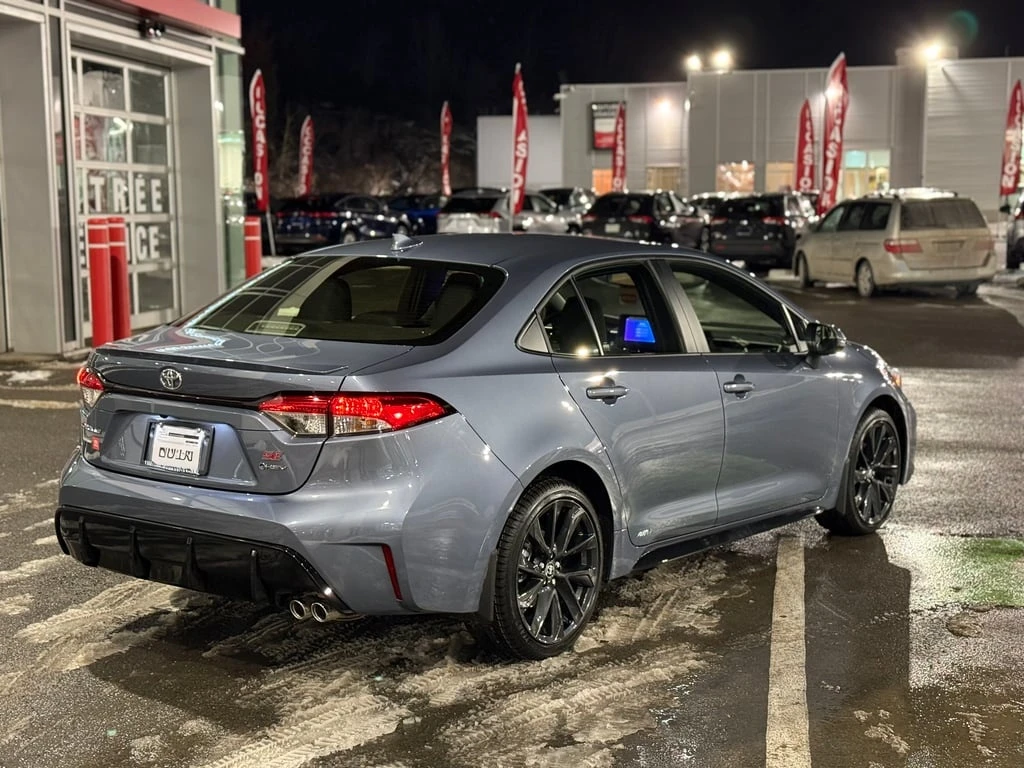 Toyota Corolla * Hybrid * CARFAX * ��� ������������ ������ | Mobile.bg � ����������� 3