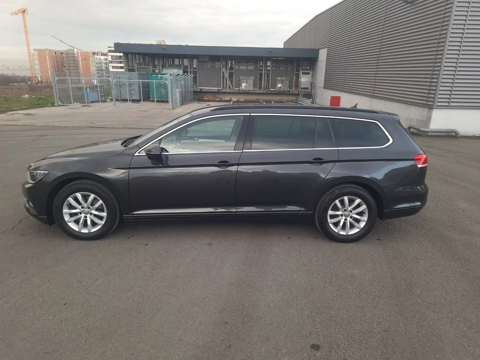 VW Passat 2.0 - изображение 3