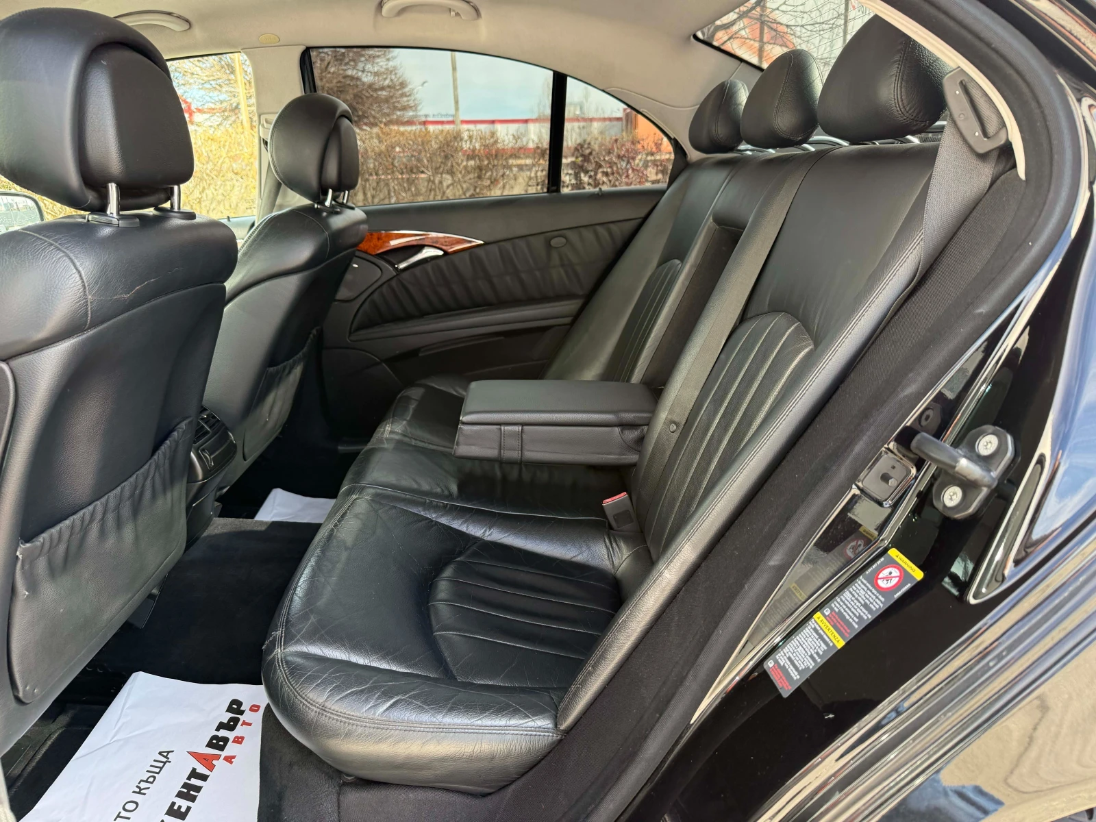 Mercedes-Benz E 220 CDI, снимка 9 - Автомобили и джипове - 53816386