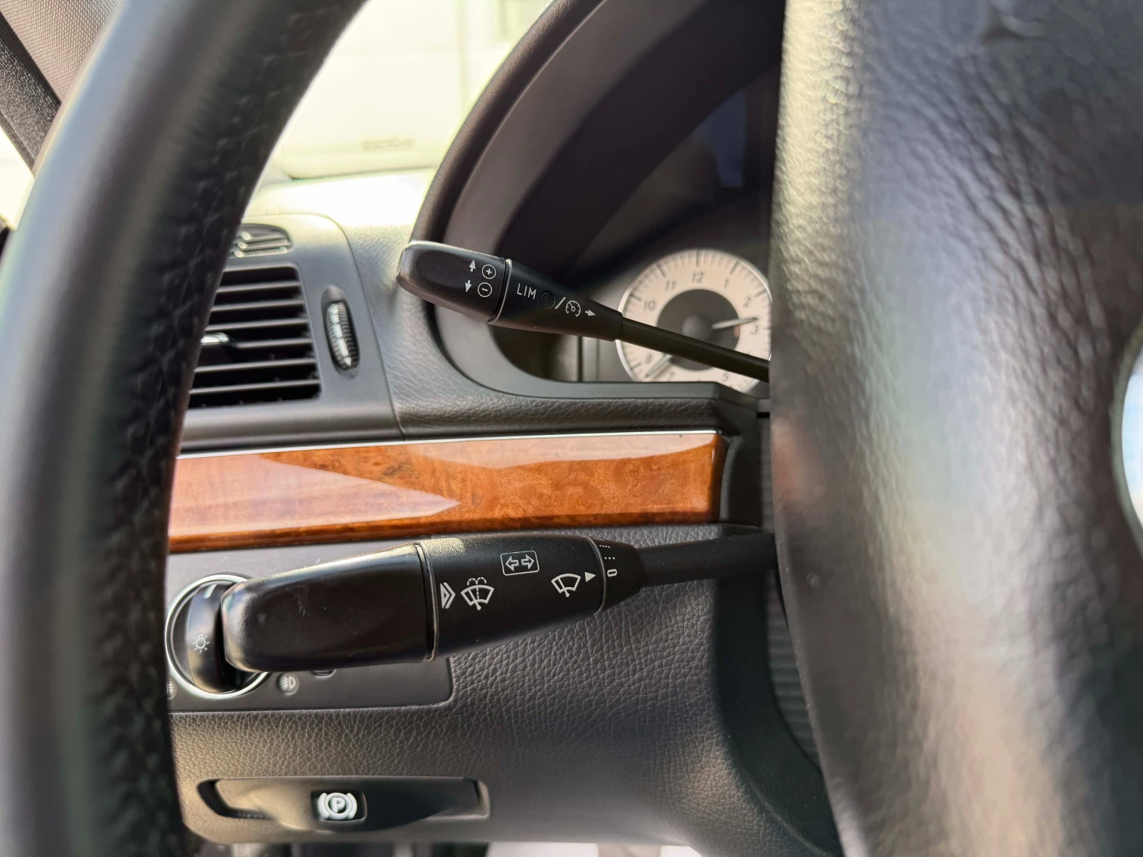 Mercedes-Benz E 220 CDI, снимка 17 - Автомобили и джипове - 53816386